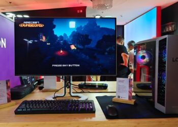 Monitor Lenovo Legion Pro 32UD-10