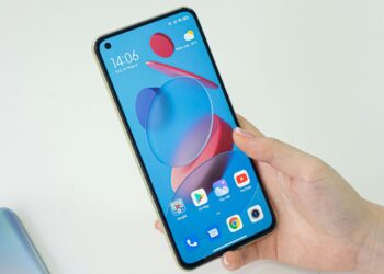 Cara mendinginkan HP yang benar, jangan dimasukkan kulkas