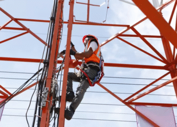 Indosat Ngegas Bangun 17 BTS di Kediri, Internet Kenceng Bikin UMKM Melesat!