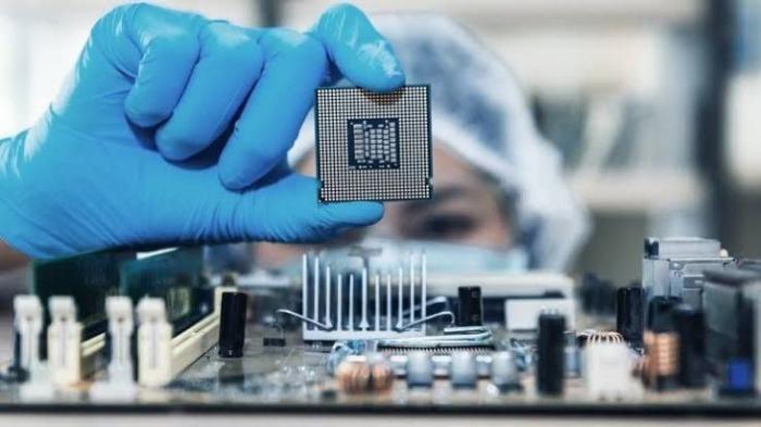 China Pangkas Biaya Listrik Demi Dongkrak Daya Saing Chip AI Domestik