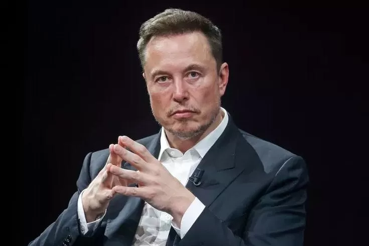 Selangkah Lagi: Elon Musk di Ambang Jadi Triliuner Pertama di Dunia