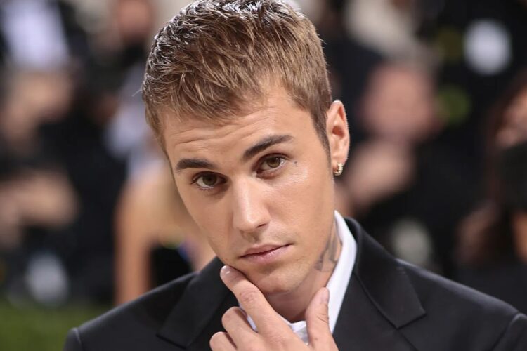 Geram Salah Pencet, Justin Bieber Tuntut Apple Ubah Tombol iMessage!