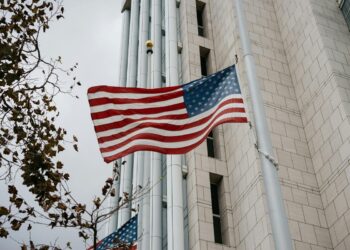 Kebijakan Baru Amerika: Calon Wisatawan Wajib Serahkan Data Medsos 5 Tahun