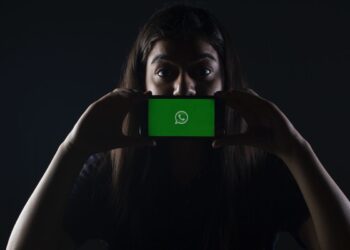 Kebocoran Privasi? Gugatan Internasional Tuding WhatsApp Bisa Akses Chat User
