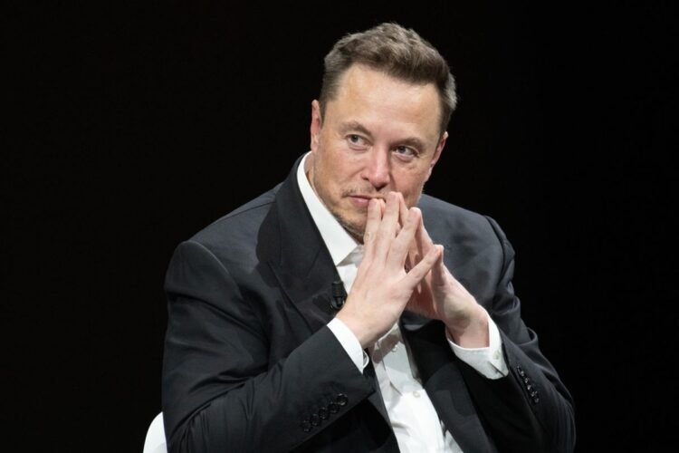 Bos SpaceX Punya Ide Gila: Pasang “Ketapel” Raksasa di Bulan Buat Lontarkan Satelit AI