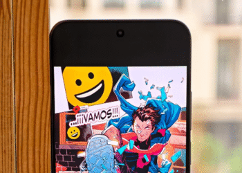 TCL Perkenalkan NxtPaper AMOLED, Layar Ponsel yang Diklaim Ramah Mata