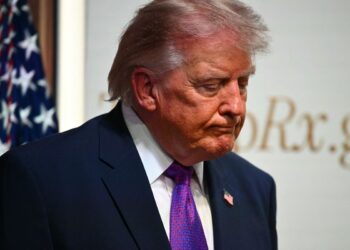 Trump Batal Teken Aturan AI di Menit Terakhir, Ada Kekhawatiran Bisa Memperkuat China