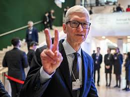 Tim Cook
