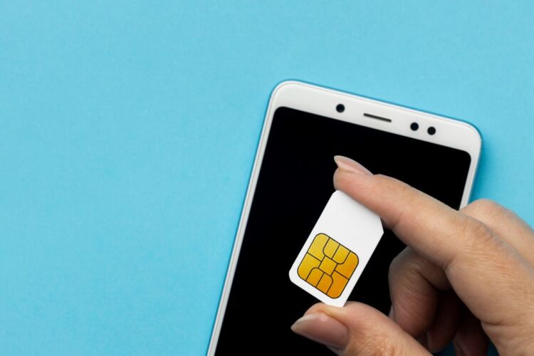 Pemerintah Resmi Terapkan Verifikasi Wajah untuk Registrasi Kartu SIM Baru