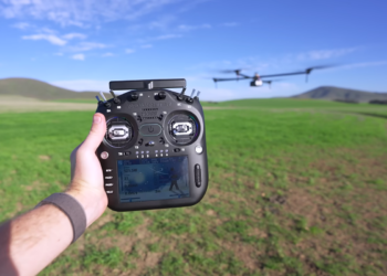 Rekor Baru dari Cape Town: Drone Rancangan Luke Bell Bertahan di Udara Selama 4 Jam 21 Menit 39 Detik