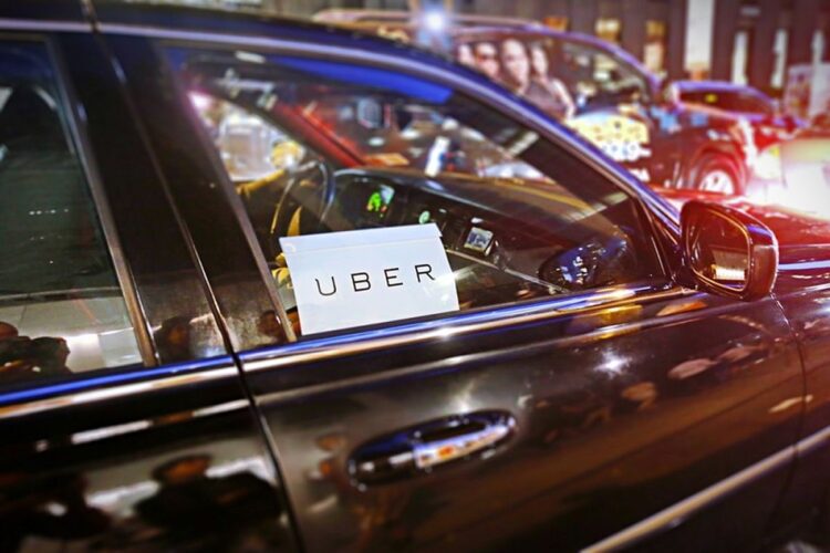 Di Tengah Lonjakan Pendapatan, Uber Pangkas 3.300 Karyawan Demi Efisiensi