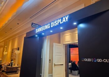 Samsung Display Ciptakan Layar 2K 165 Hz Pertama di Dunia, iQOO 16 Siap Jadi yang Pertama Menggunakannya