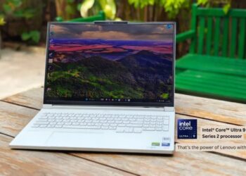 Review Lenovo Legion 7i 16IAX10: Laptop Gaming Premium dengan Layar OLED dan Dukungan AI